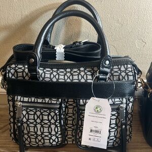 Time and Tru Black and White Shoulder Bag